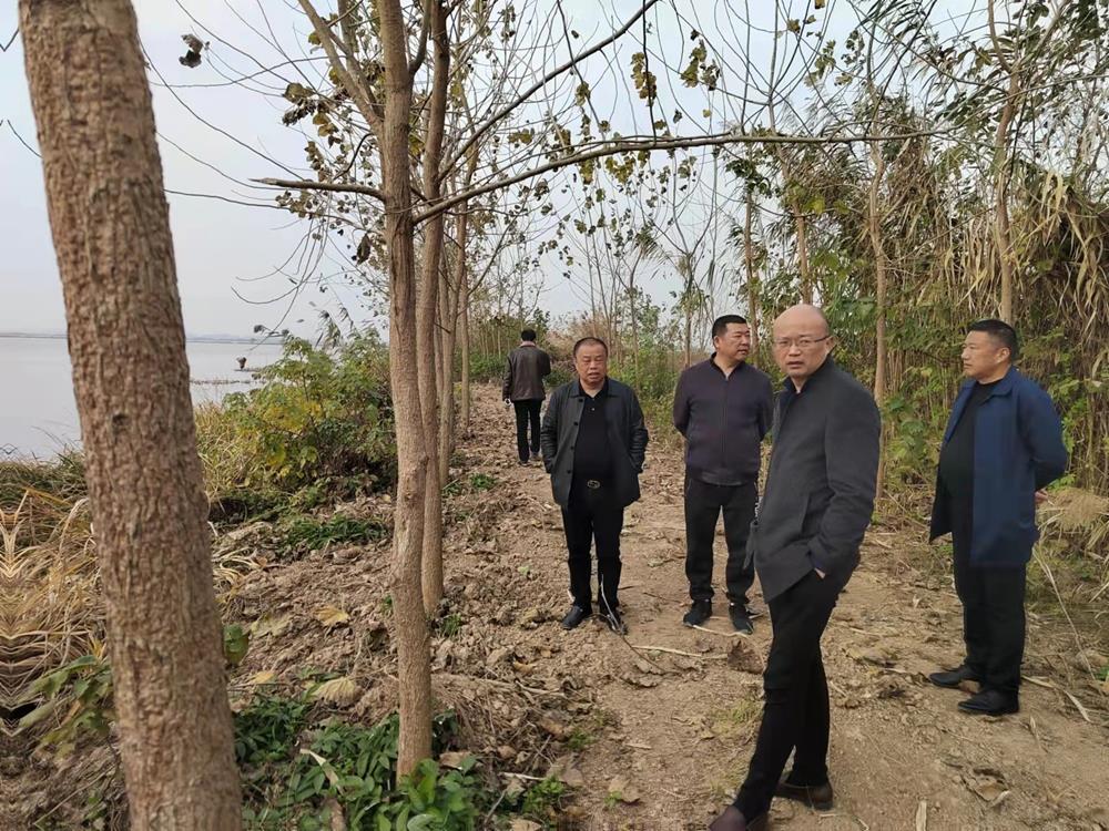 17bf17a1140c428f8922861b9b6c10f7.jpg 17bf17a1140c428f8922861b9b6c10f7.jpg